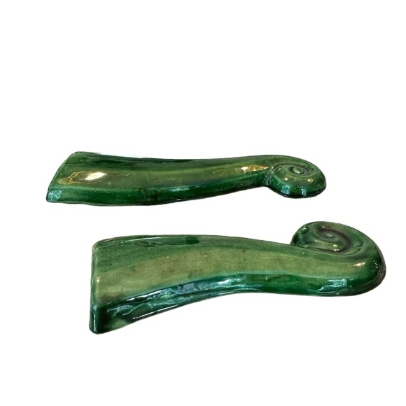 Nurez Art | Green Ceramic 2 Piece Wall Hanging Ferns - Picture 6 of 8